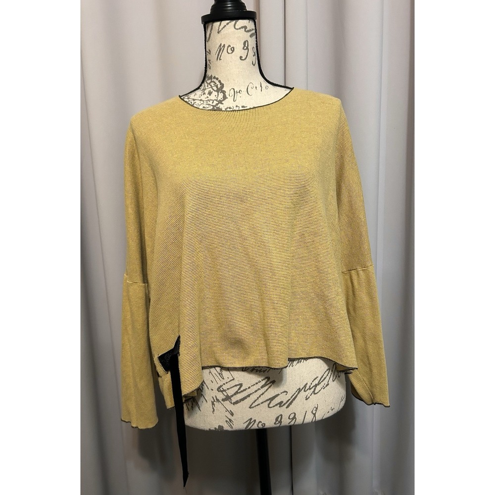 Noblu Crop Top M Yellow Textured Black Strap Oversized Artsy
